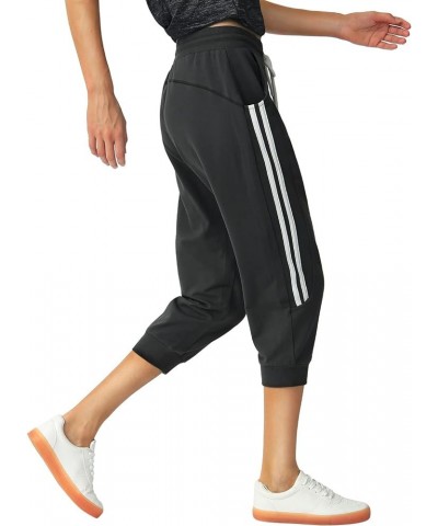 Capri Sweatpants for Women Casual Capri Pants Capri Joggers Sports Pants Cropped Joggers with Pockets Black+navy $11.25 Pants